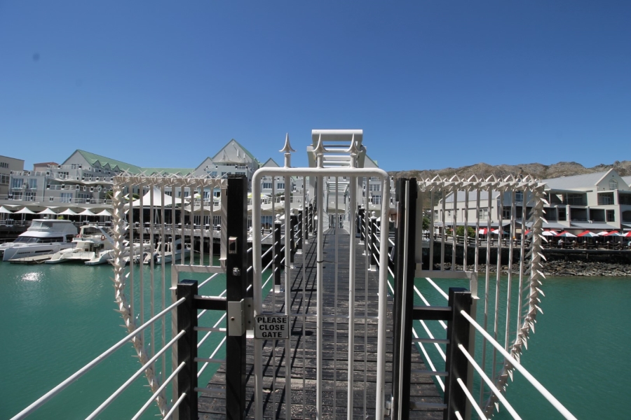 2 Bedroom Property for Sale in Harbour Island Western Cape